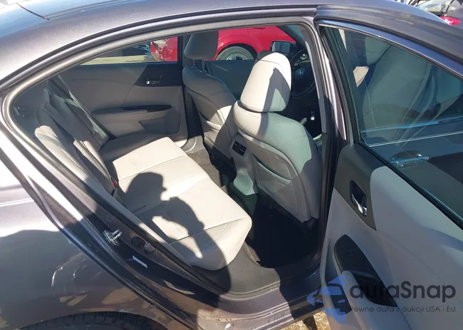 1HGCR2F85EA224802: 43638353