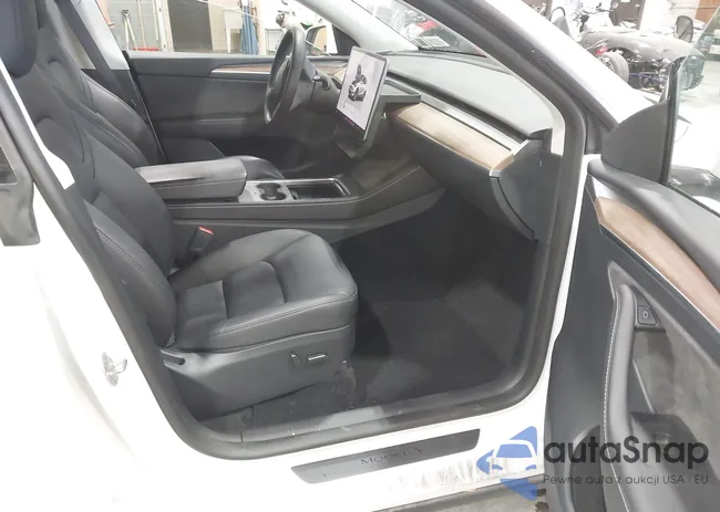 7SAYGDEE0RF084333: 43638672