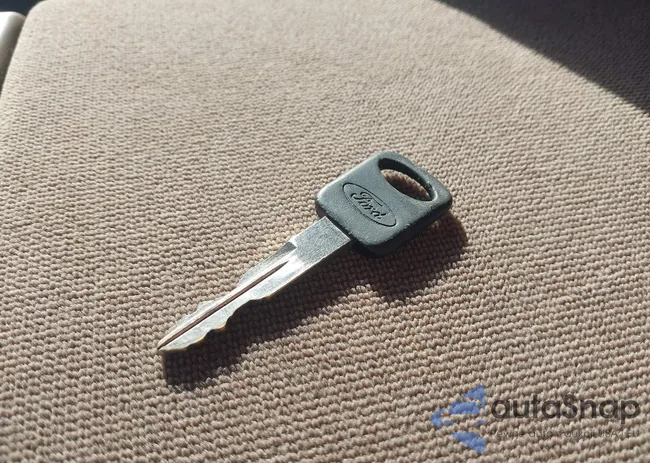 1FTDX1764VKA33222: 43638693