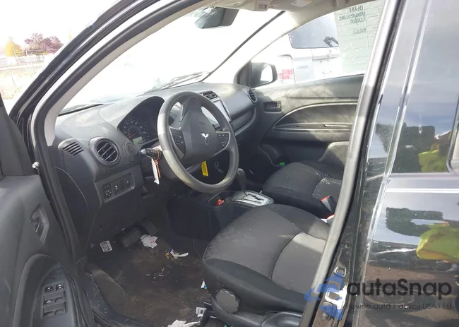 ML32AUHJ5MH005716: 43638766