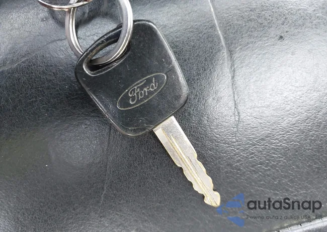 1FMCU94194KA24943: 43638031