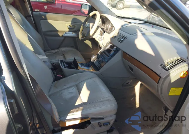 YV1CY592951144844: 43638087