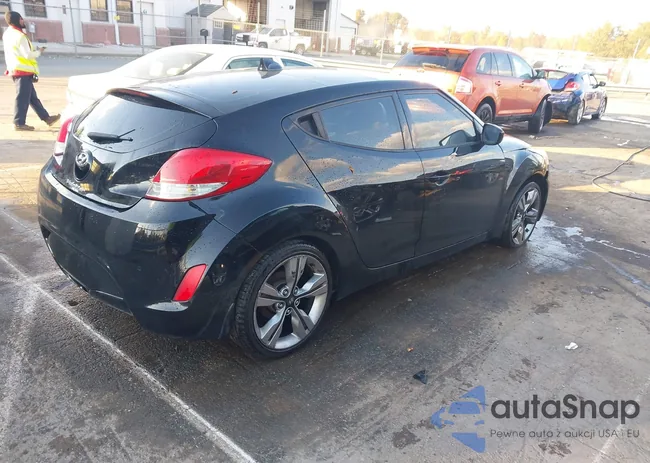 KMHTC6AD3DU107577: 43638219