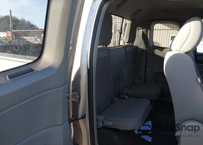 5TFUX4EN9FX035211: 43639457