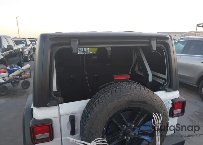 1C4HJXDN9MW647790: 43639537