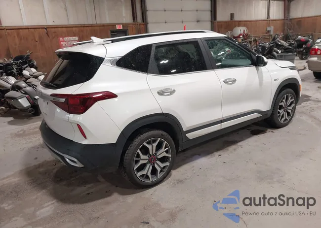 KNDETCA22N7306761: 43639549