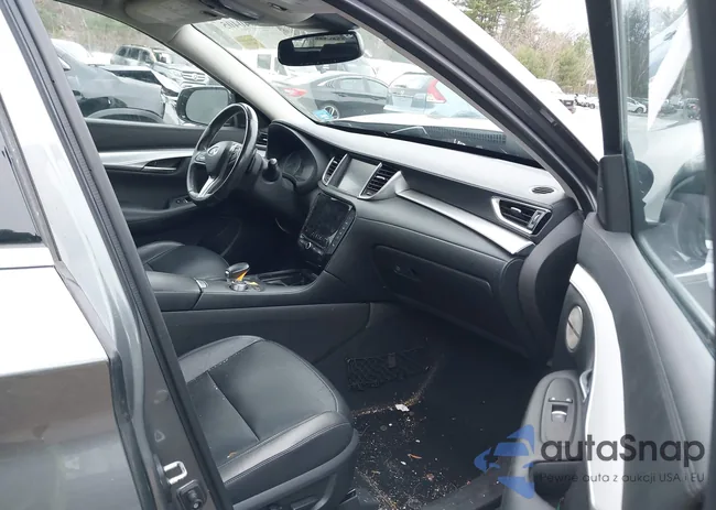 3PCAJ5M33KF112573: 43640405