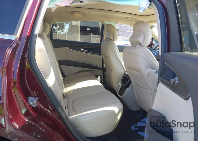 2LMPJ8LP9KBL18638: 43640836