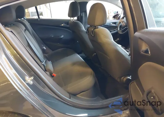 3G1BE6SMXJS538446: 43640089