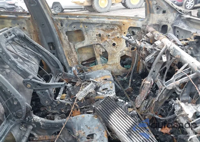 KL4CJESBXKB830587: 43640116