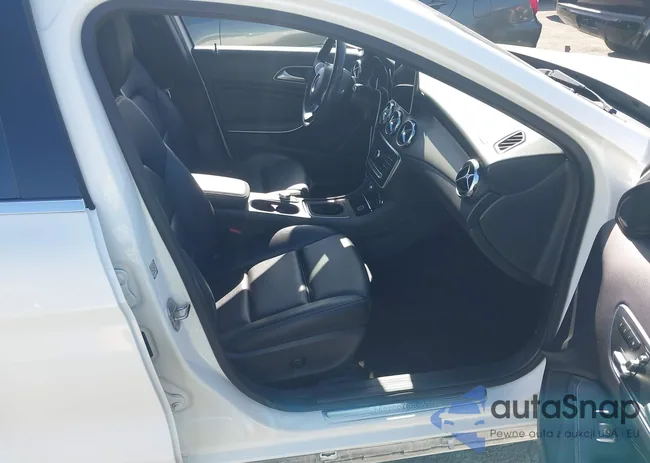 WDCTG4EB4KJ553302: 43640186