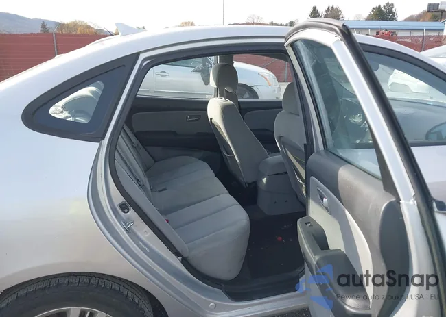 KMHDU46D09U806266: 43641527