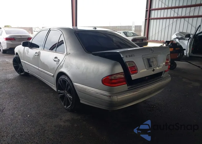 WDBJF65J61B294385: 43641666