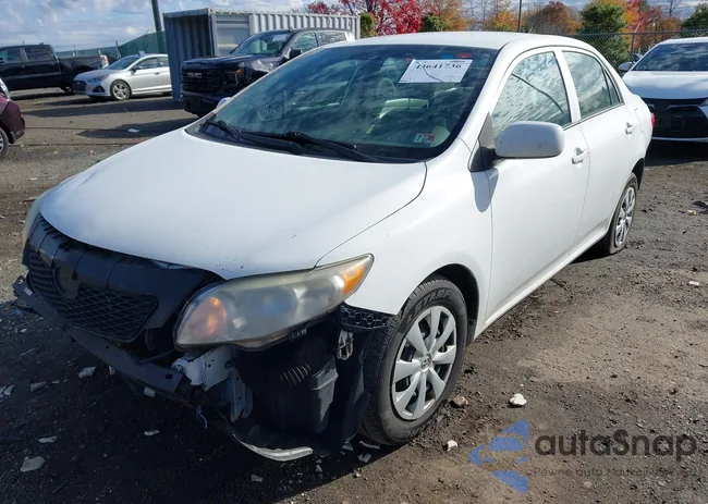 2T1BU4EE3AC520774: 43641736