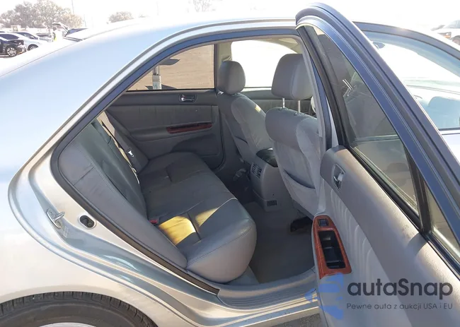 4T1BF32K23U554530: 43641823