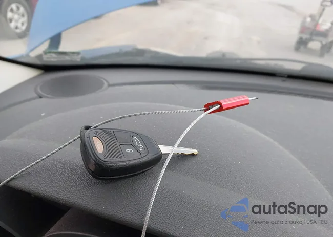 1C3LC46J38N151025: 43641027