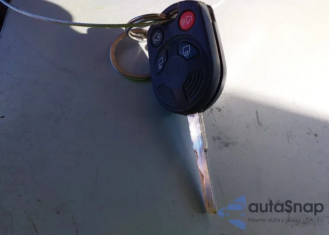 1FADP3F28GL243495: 43641159