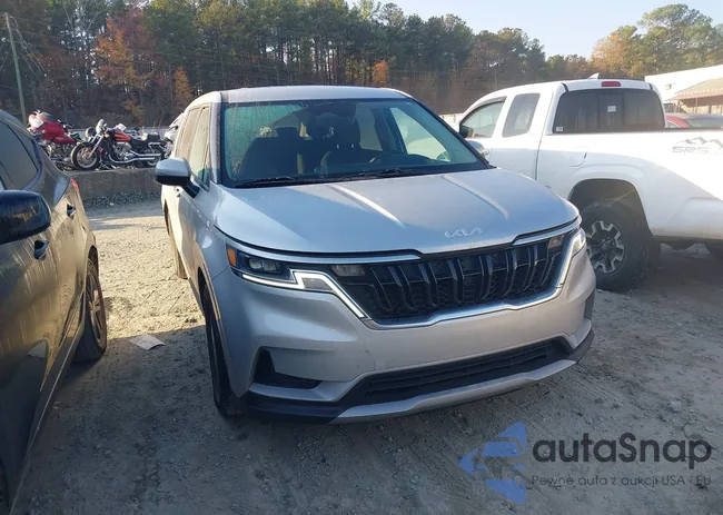 KNDNB4H33N6189303: 43642371