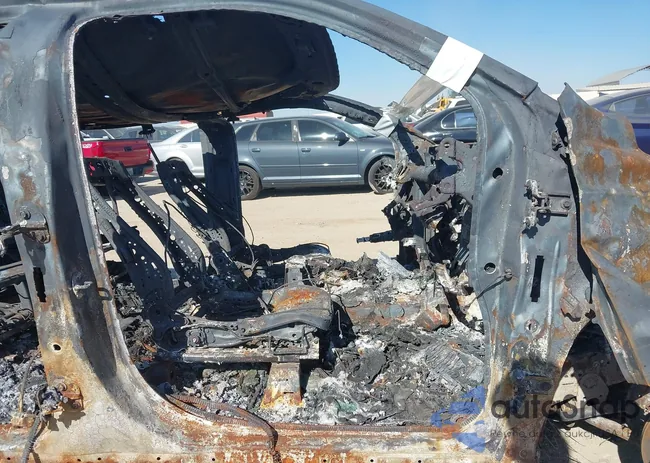 1GNSCNKD9MR274836: 43642410