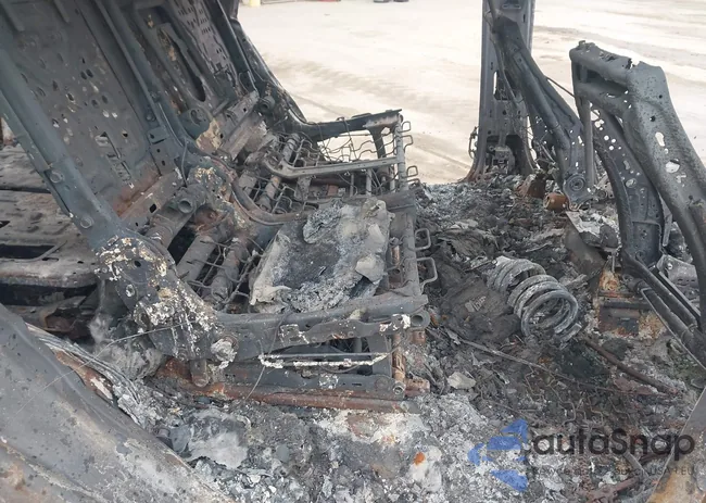 1GNSCNKD9MR274836: 43642410