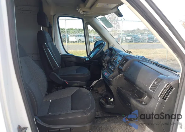 3C6TRVCG0EE122954: 43642427