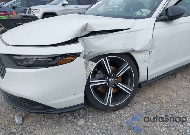 1HGCY2F52RA027715: 43642465