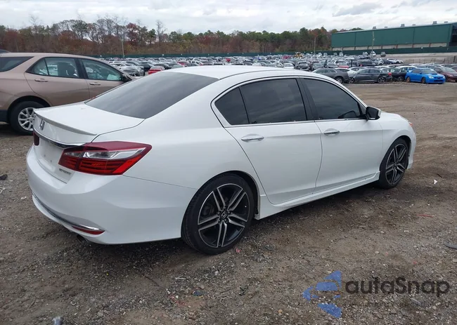 1HGCR2F50HA205794: 43642514