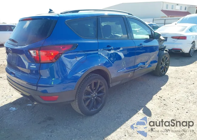 1FMCU0GDXKUA62894: 43642656