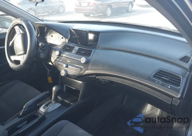 1HGCP26309A135736: 43642704