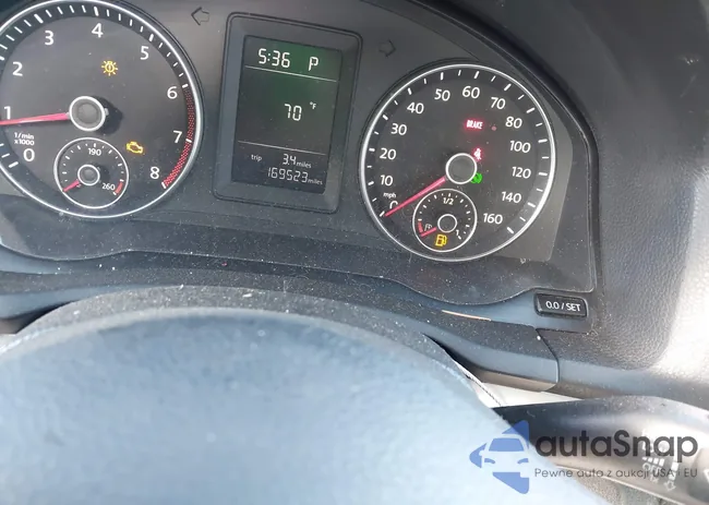 3VWRZ7AJXAM150738: 43642724