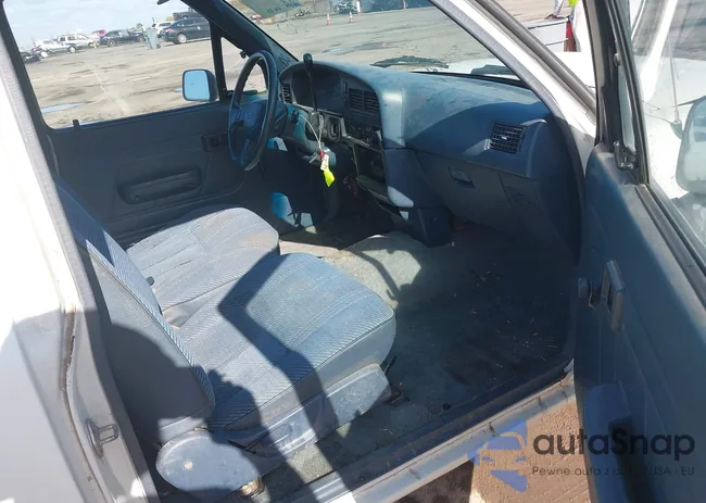 JT4VN93D6R5043459: 43642731