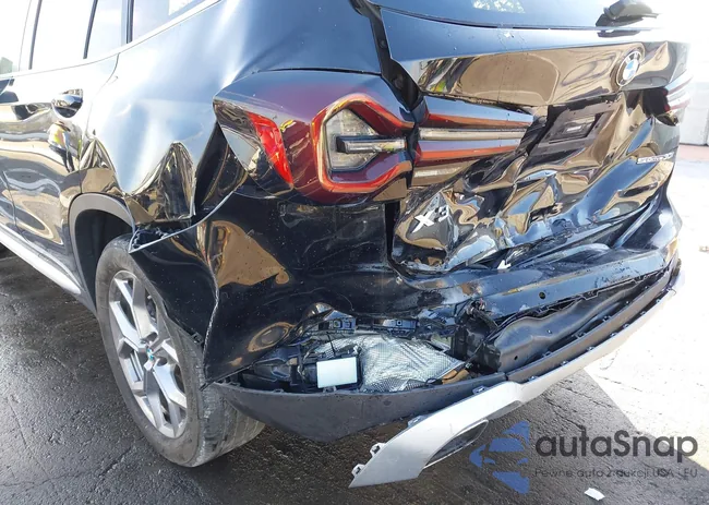 5UX43DP09N9J02131: 43641937