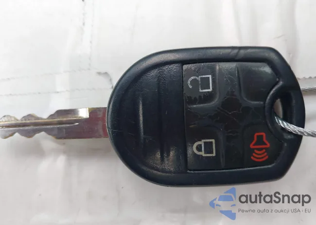 2FMDK3GC3DBC30323: 43641984