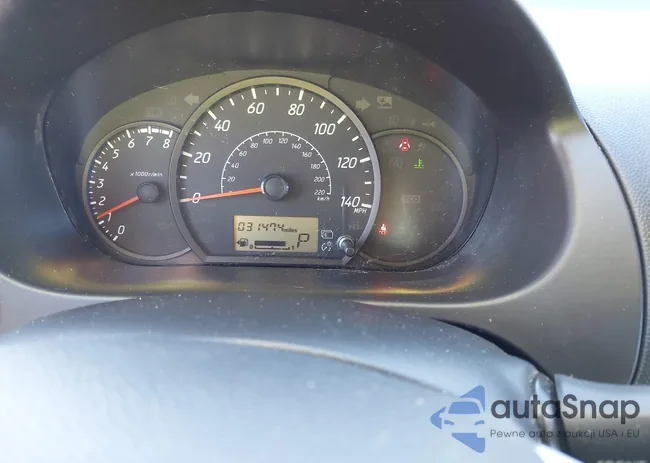 ML32AUHJ8PH002247: 43642101