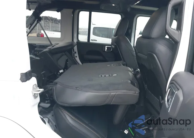 1C4PJXEN0SW648320: 43643465