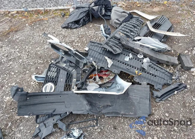 2T1BURHEXJC104973: 43642809