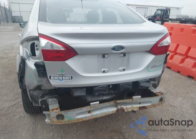 3FADP4BJ5HM142806: 43642743