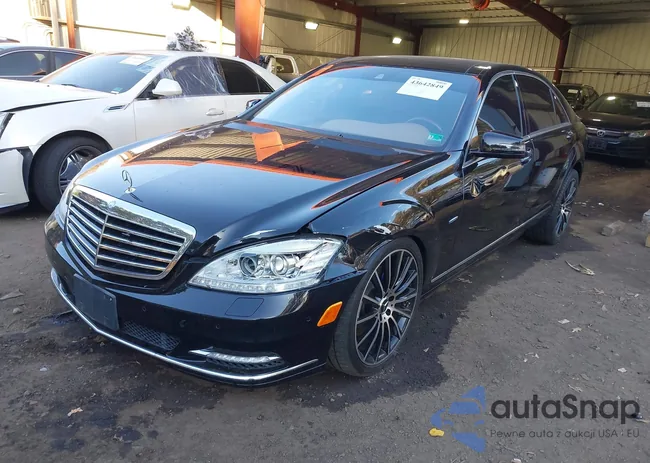 WDDNG9EB3CA433879: 43642849