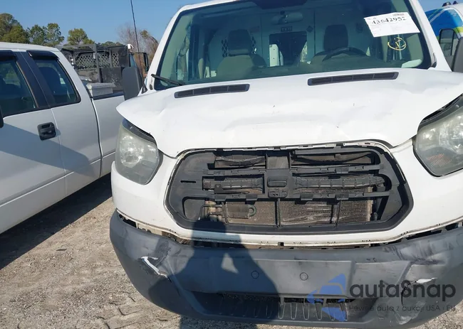 1FTYR1ZM6FKA21114: 43642952