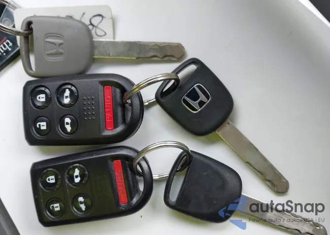 5FNRL38458B018868: 43644315