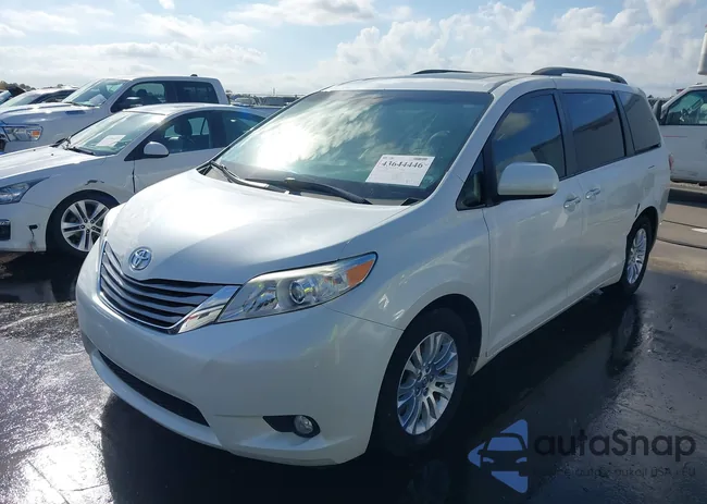 5TDYK3DC1FS682203: 43644446