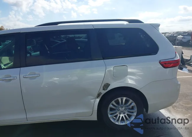 5TDYK3DC1FS682203: 43644446