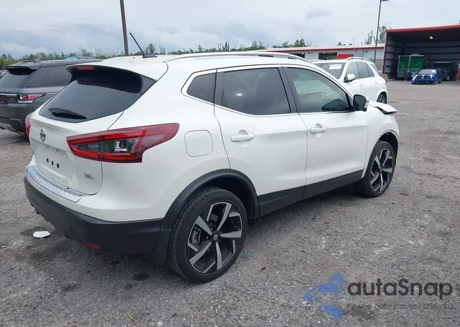 JN1BJ1CV4LW264345: 43644449