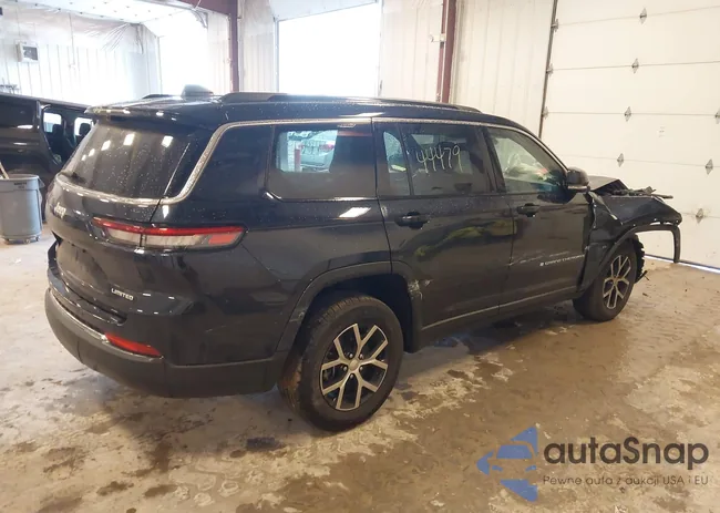 1C4RJKBG7R8570795: 43644479