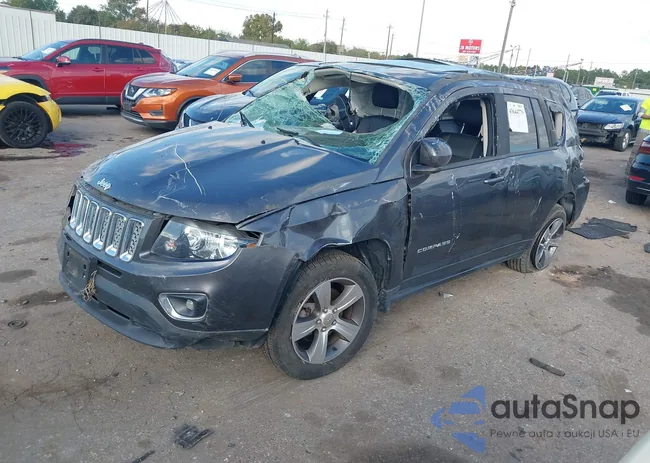 1C4NJCEA7GD806992: 43644779