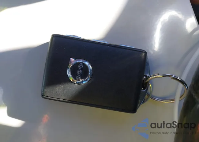 YV4A22PM4H1131907: 43644785