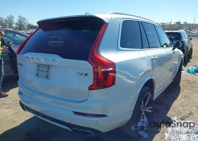 YV4A22PM4H1131907: 43644785