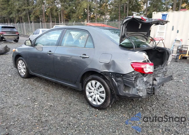 2T1BU4EE3DC923772: 43644792