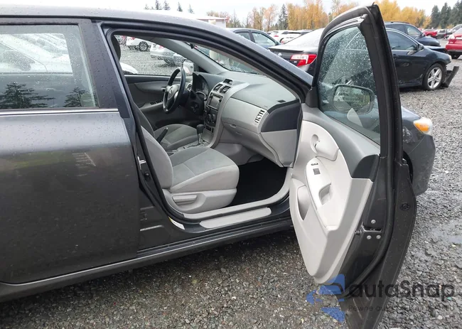 2T1BU4EE3DC923772: 43644792