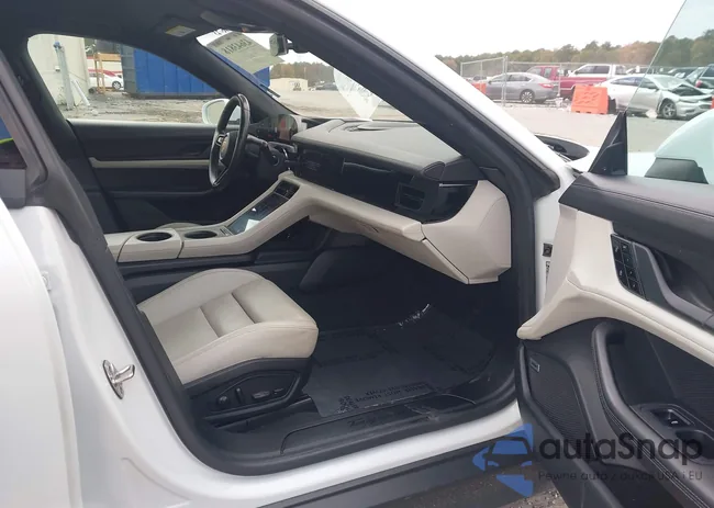 WP0AA2Y12MSA13596: 43643818